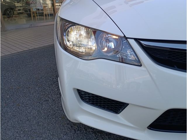 CIVIC sedan