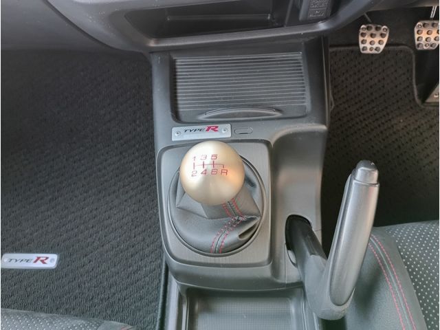 CIVIC sedan