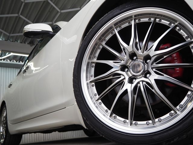 FUGA 4WD