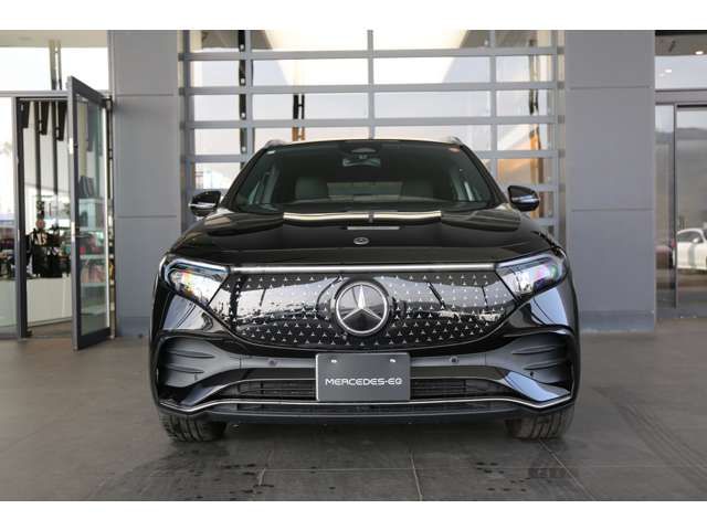 MERCEDES BENZ EQA