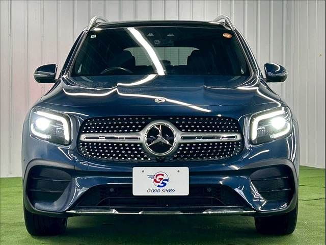 MERCEDES BENZ GLB