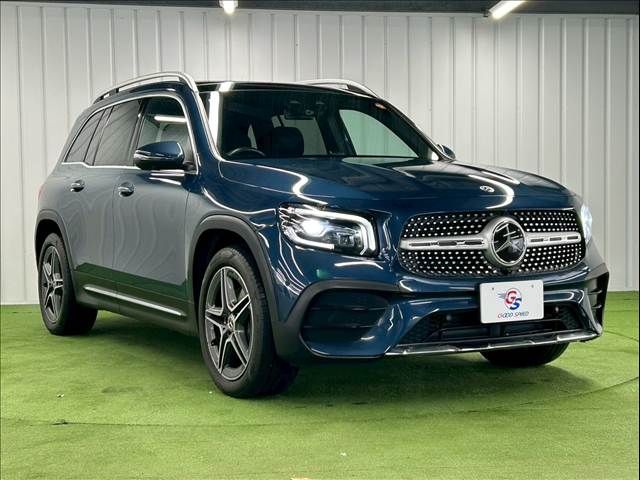 MERCEDES BENZ GLB