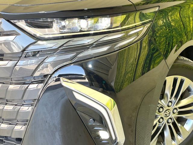 ALPHARD hybrid