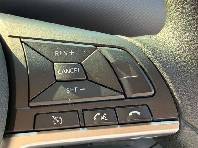 SERENA S-HYBRID 4WD