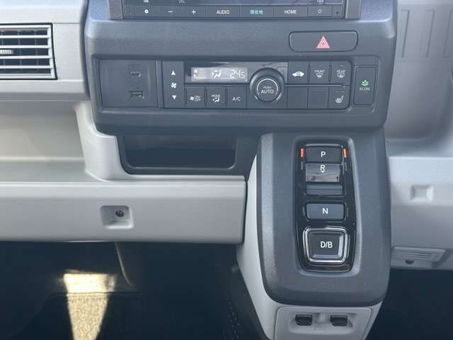 N-VAN e: