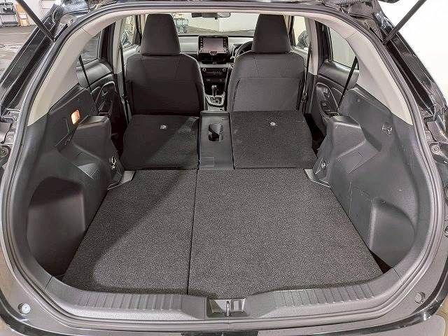 YARIS CROSS