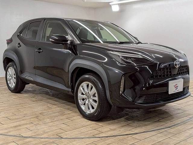 YARIS CROSS