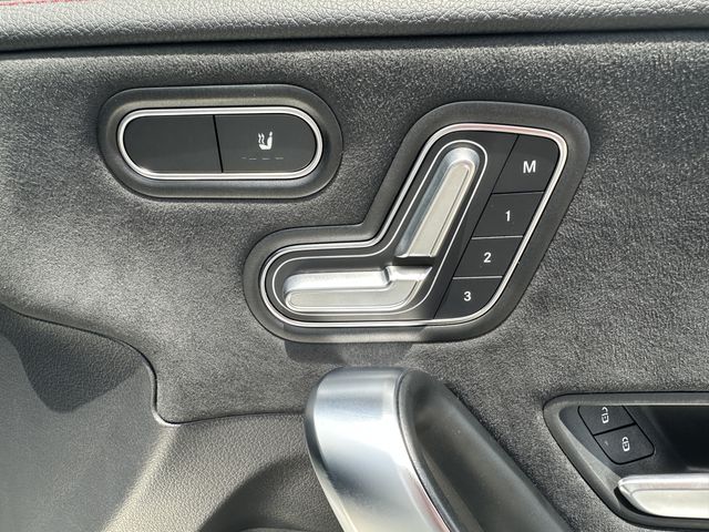 MERCEDES BENZ CLA class