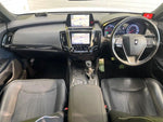 CROWN sedan hybrid