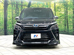 VOXY HYBRID