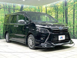 VOXY HYBRID