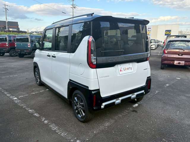 DELICA MINI