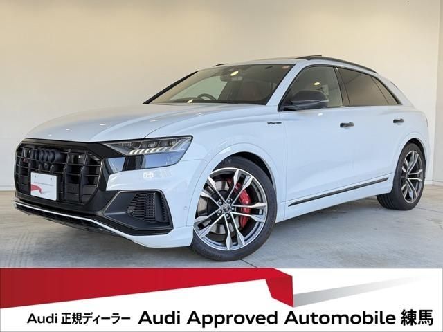 AUDI SQ8