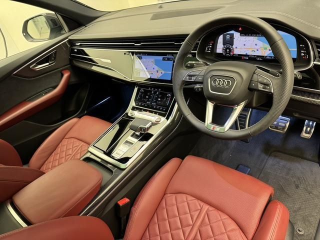 AUDI SQ8