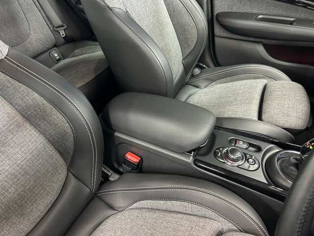 MINI COOPER CLUBMAN