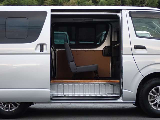 HIACE van 1.25t 2WD