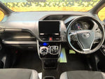 VOXY HYBRID