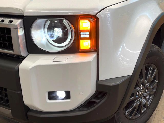 LANDCRUISER 250
