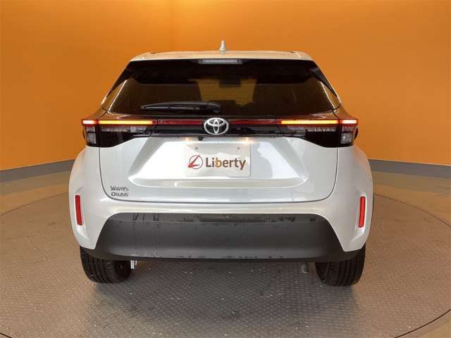 YARIS CROSS