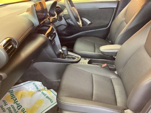 YARIS CROSS
