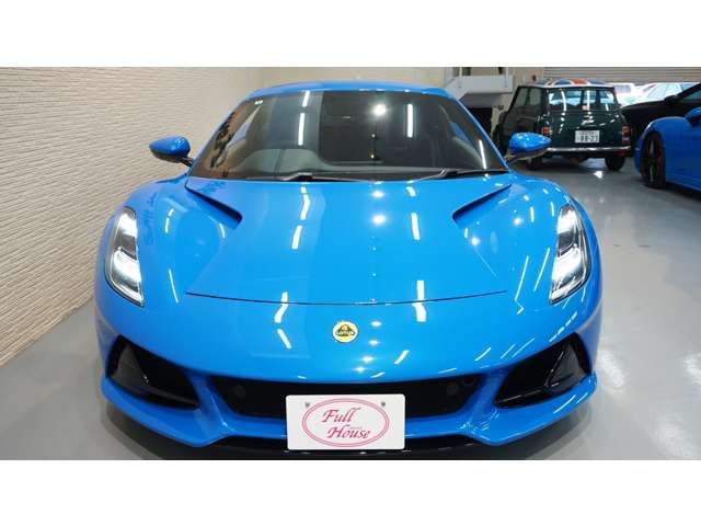 LOTUS EMIRA