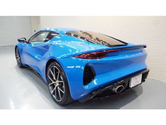 LOTUS EMIRA