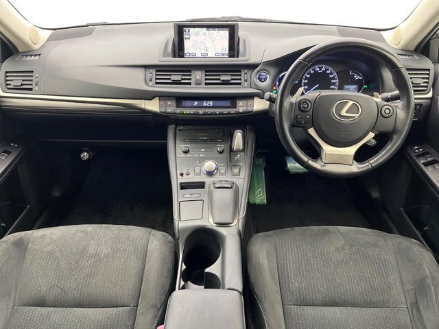 LEXUS CT200h