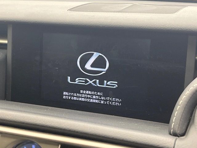 LEXUS IS300h