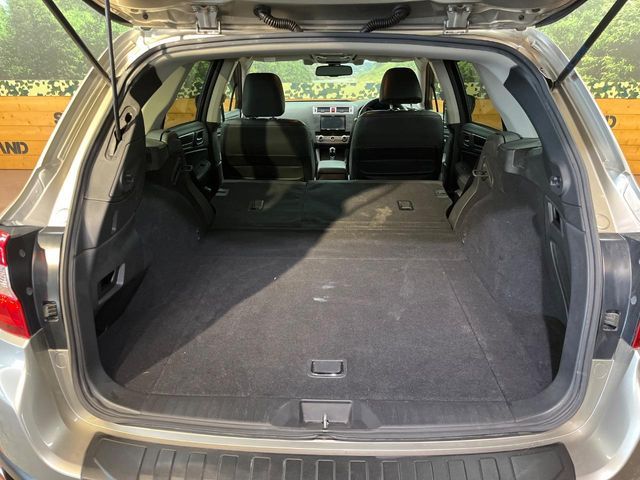LEGACY OUTBACK