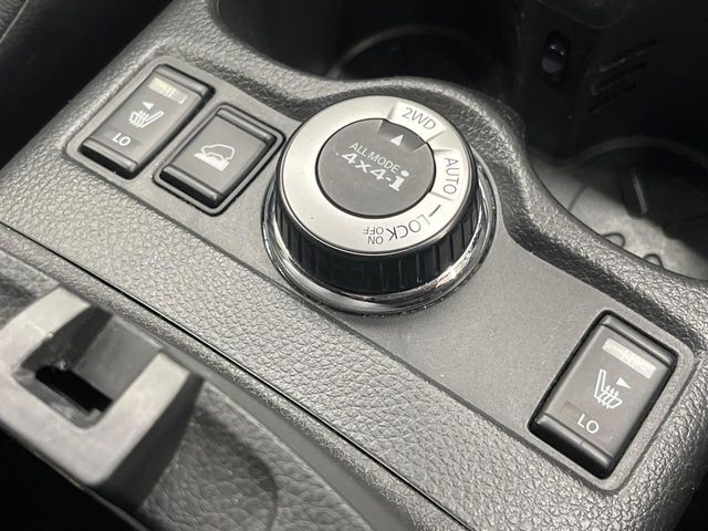 X-TRAIL 4WD