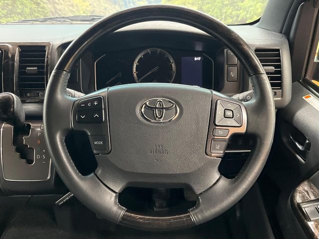 HIACE van 4WD