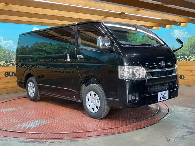HIACE van 4WD