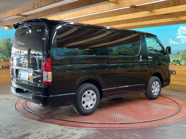 HIACE van 4WD