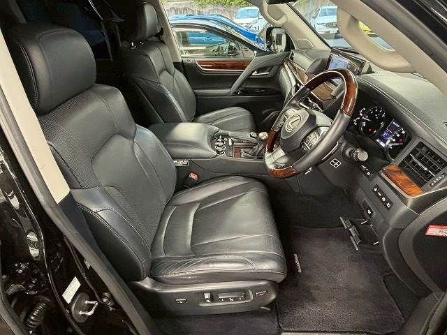 LEXUS LX570 AWD