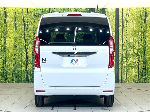 N BOX