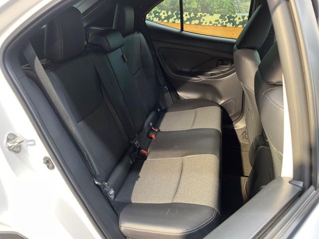 YARIS CROSS HYBRID