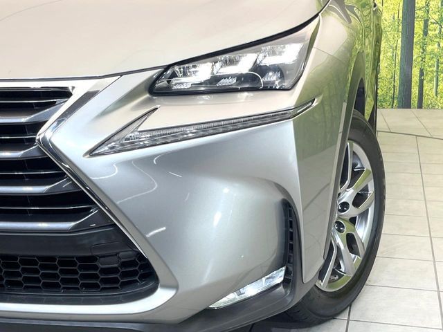 LEXUS NX200t