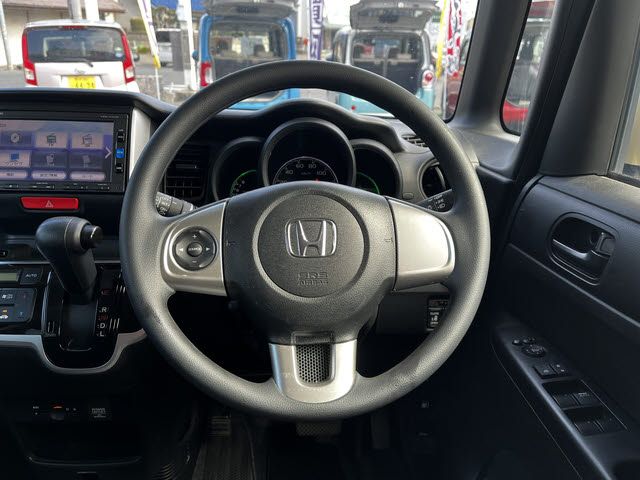 N-BOX