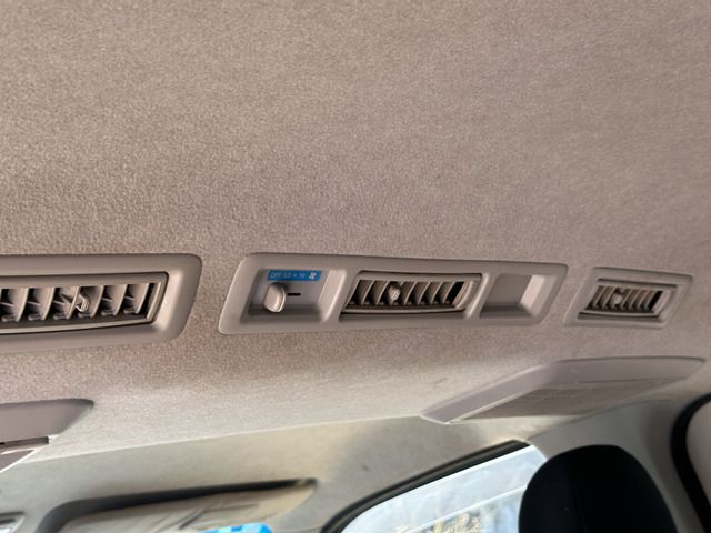 HIACE van 2WD