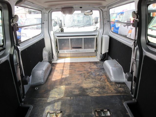 NV350 CARAVAN