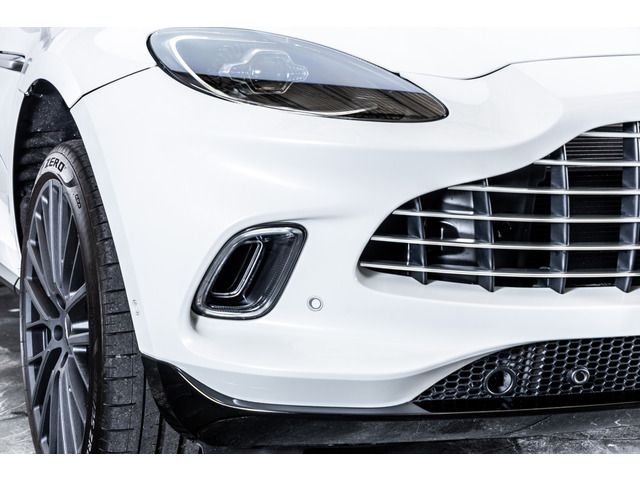 ASTON MARTIN SUV