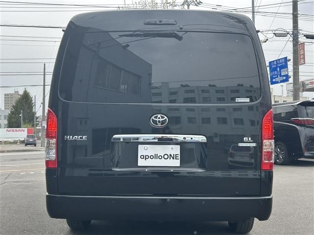 ハイエース