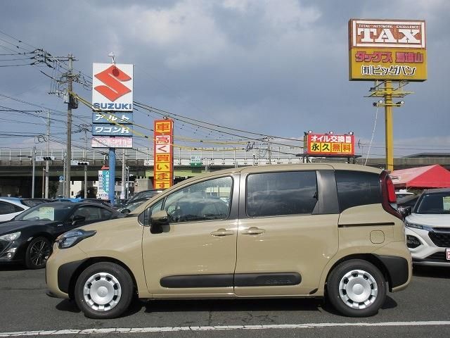 SIENTA HYBRID
