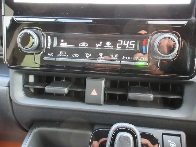 SIENTA HYBRID