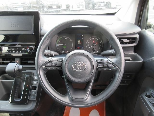 SIENTA HYBRID