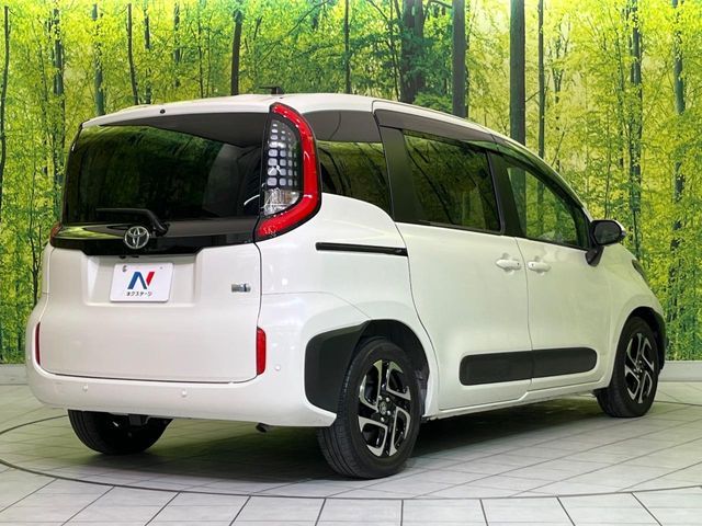 SIENTA HYBRID