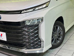 VOXY HYBRID