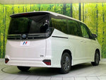VOXY HYBRID