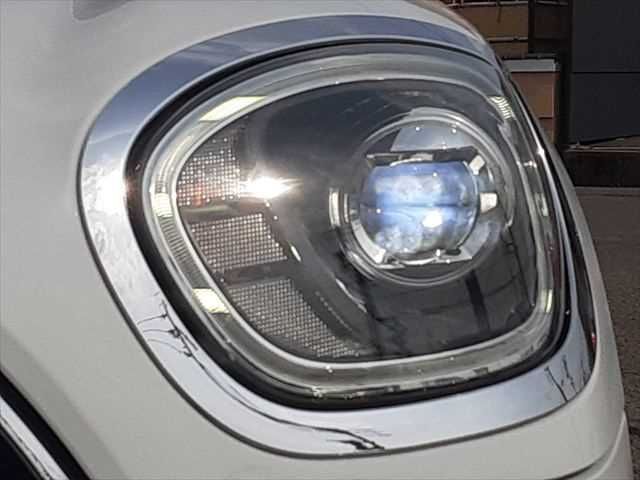 BMW MINI COOPER D CROSSOVER
