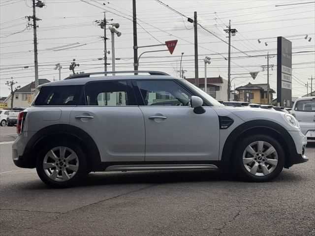 BMW MINI COOPER D CROSSOVER